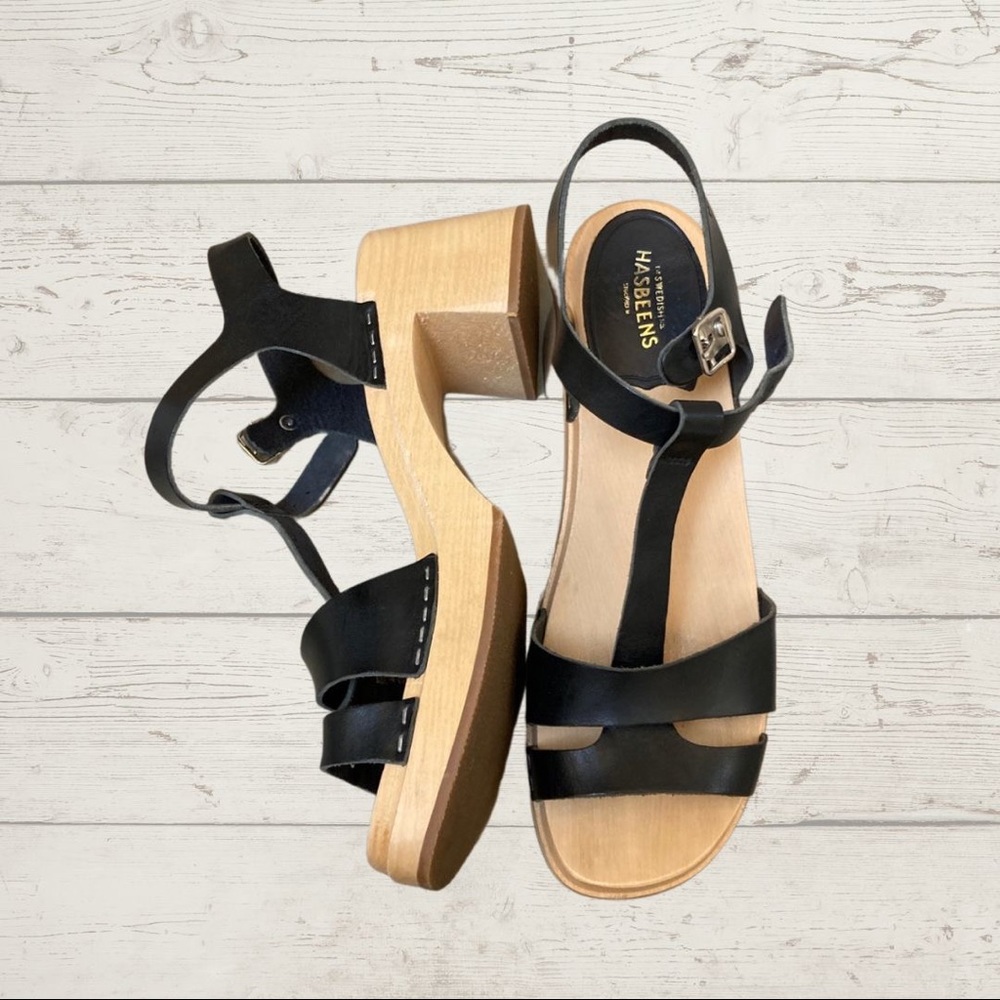 Swedish Hasbeens T-strap sandal~ black leather~ Like New Condition~ SIZE 40